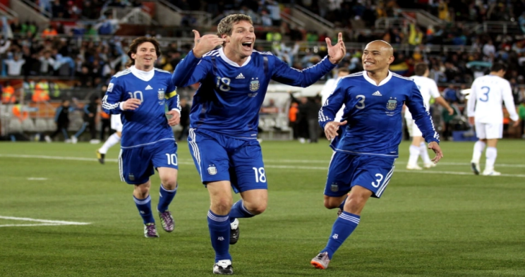 霍亨恩姆斯vs莱歇瑙直播_霍亨恩姆斯vs莱歇瑙直播比赛免费观看_免费观看霍亨恩姆斯vs莱歇瑙直播频道赛事-24直播